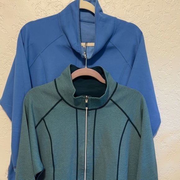 Two full zippers sweatshirts - Picture 1 of 9